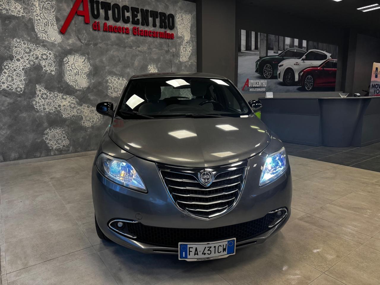 LANCIA YPSILON 900 T AIR METANO GOLD