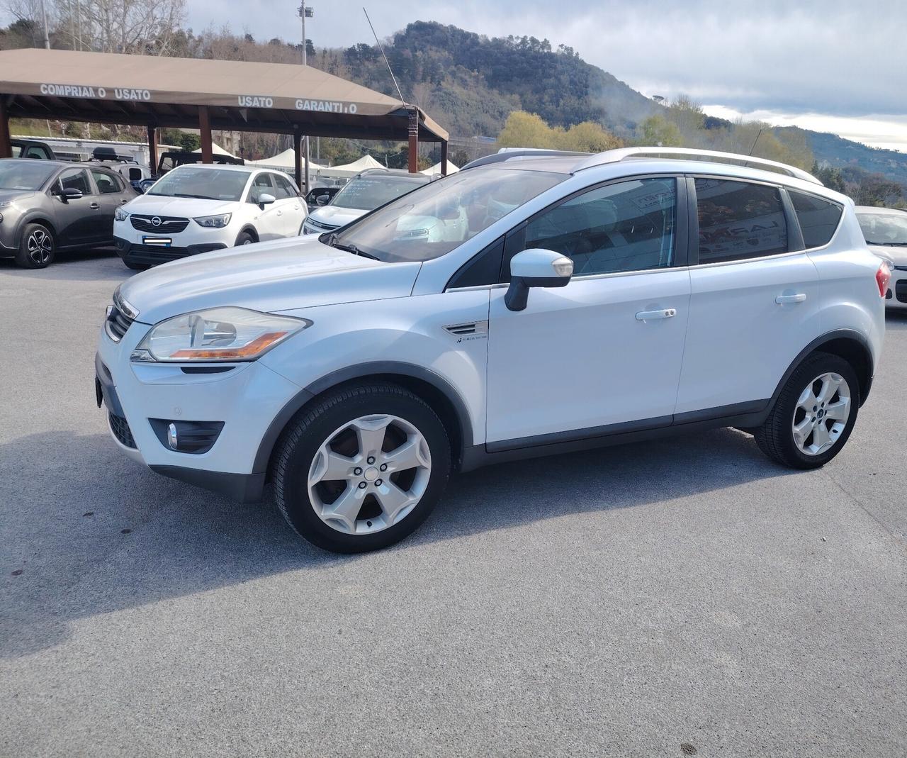 Ford Kuga 2.0 TDCi 136 CV 4WD Titanium -4x4