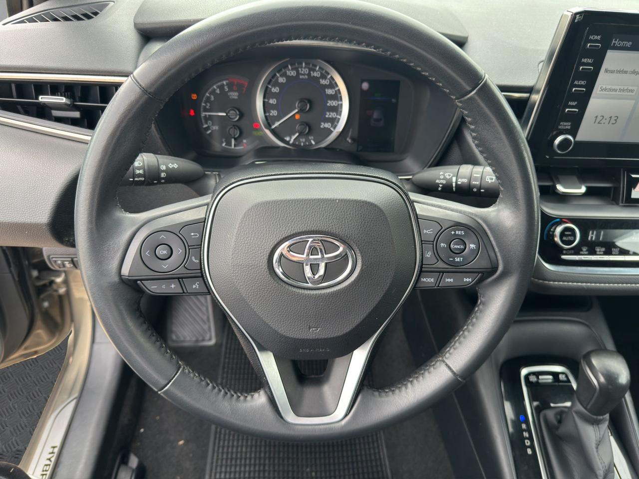 Toyota Corolla 1.8h Active cvt