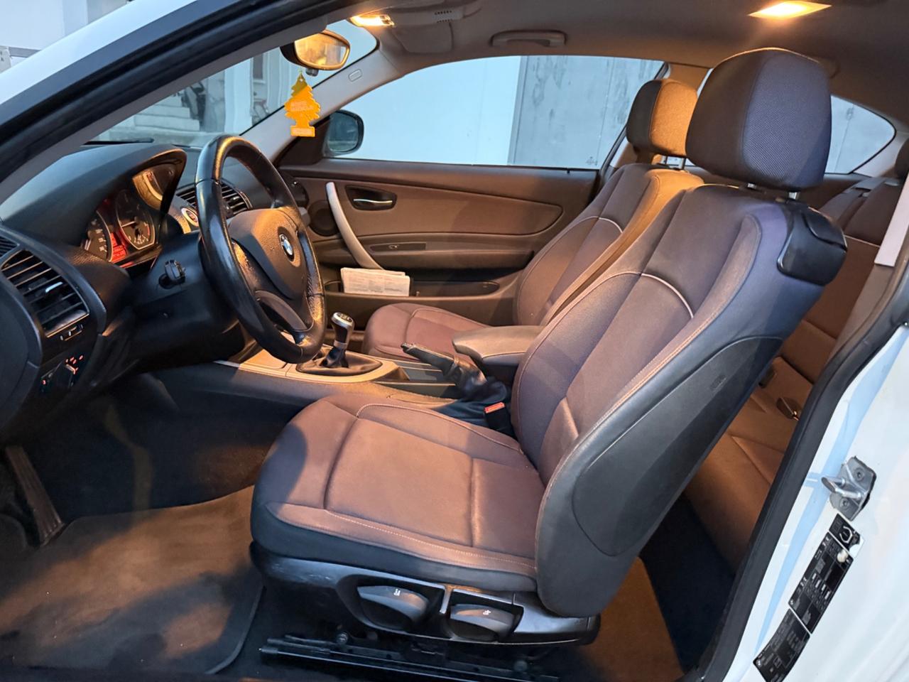 BMW SERIE 1 116D 2.0 DIESEL SOLI 77 MILA KM 09