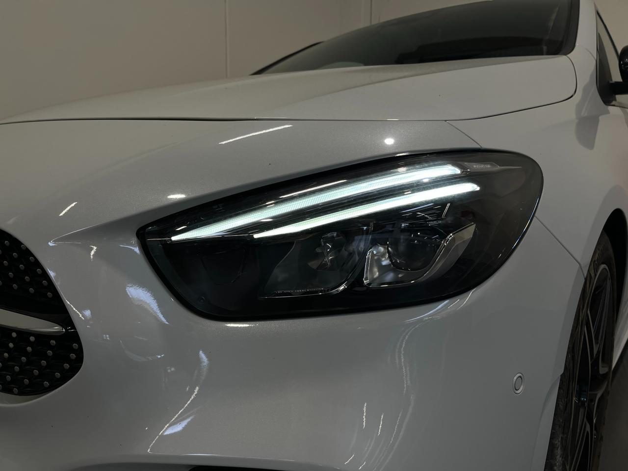 Mercedes-Benz CLASSE B 200D AUTO PREMIUM