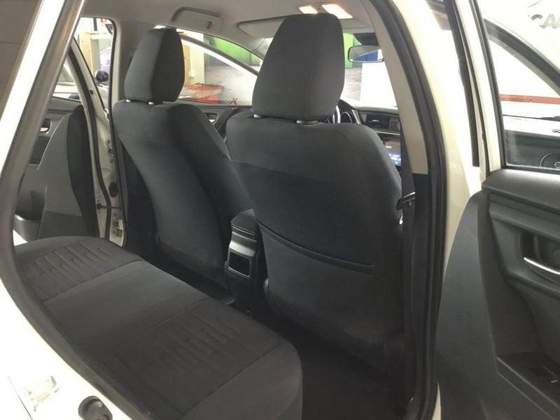 Toyota Auris 1.6 D-4D Active