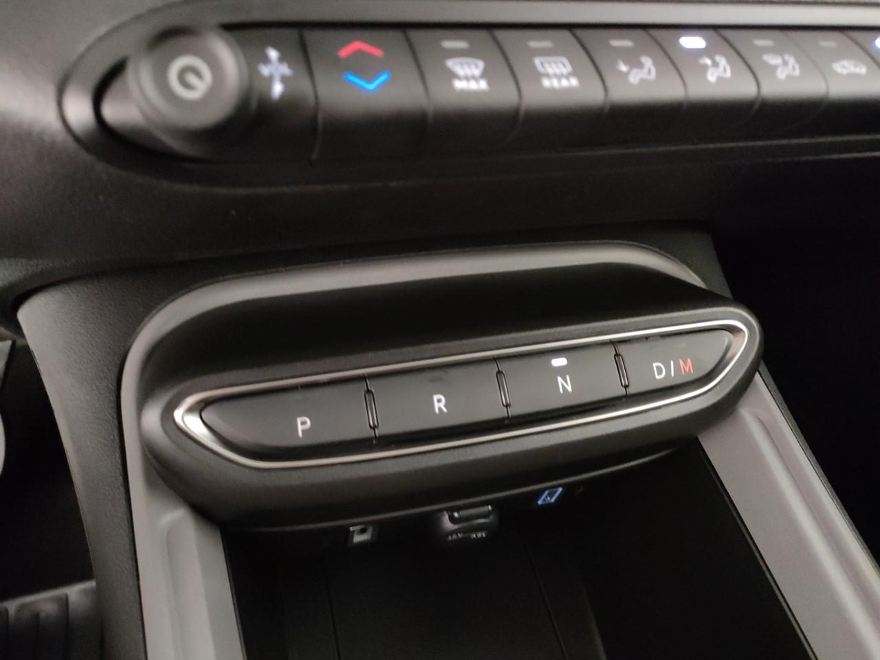 JEEP Avenger 1.2 turbo e-hybrid mhev Longitude fwd 110cv edct6