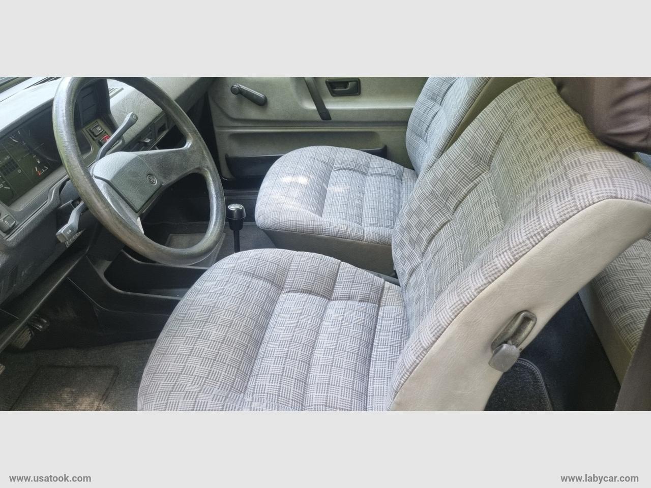 VOLKSWAGEN Polo 1000 Fox VOLSWAGEN POLO FOX