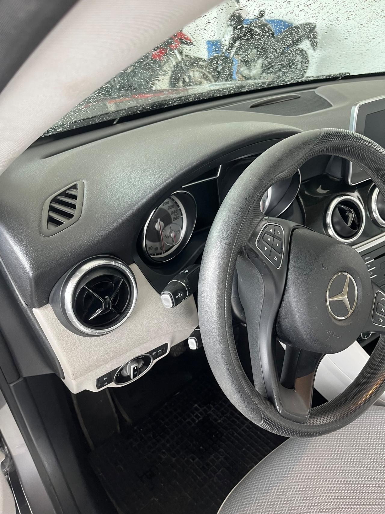 Mercedes-benz CLA 180 CLA 180 d Executive