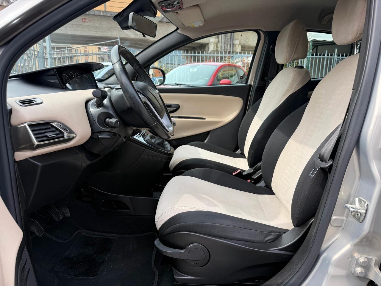 YPSILON 1.2 BENZ. 2012 139.000KM-OK NEO