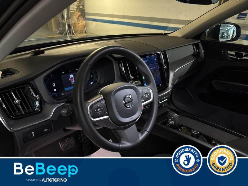 Volvo XC60 2.0 B4 MOMENTUM PRO AWD AUTO