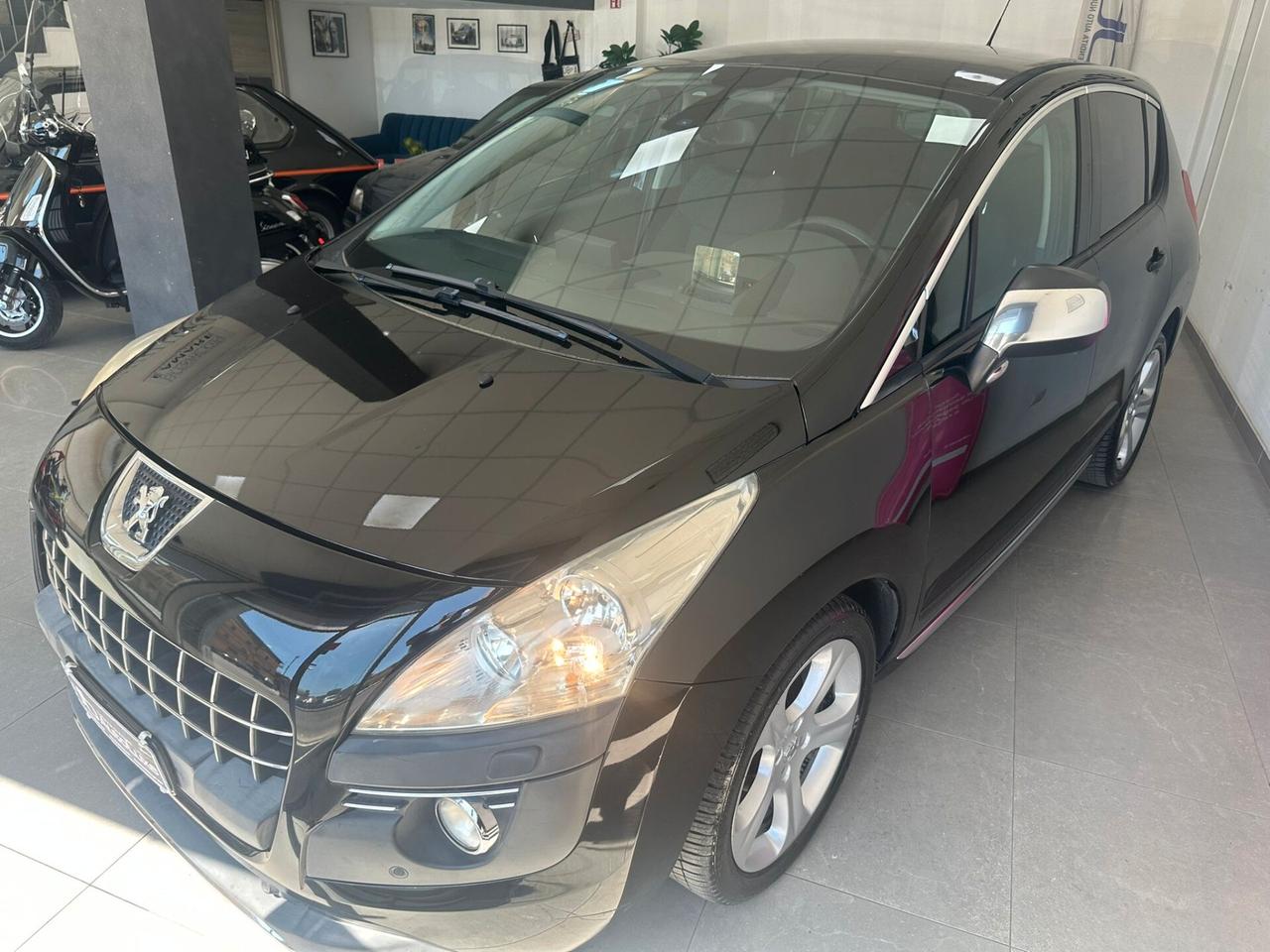 Peugeot 3008 2.0 HDi 150CV Outdoor