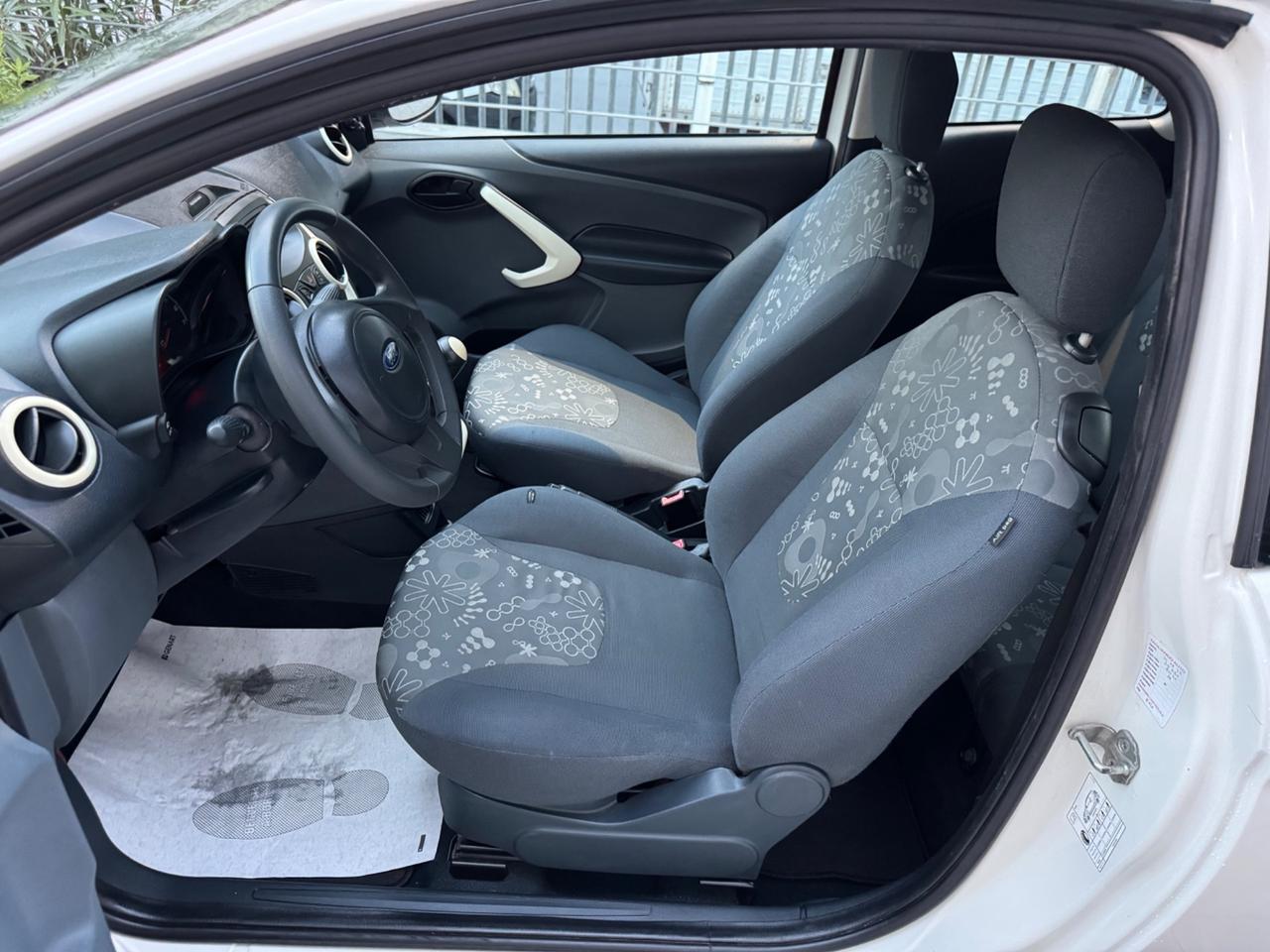 FORD KA 1.2 NEOPATENTATI KM 64 MILA