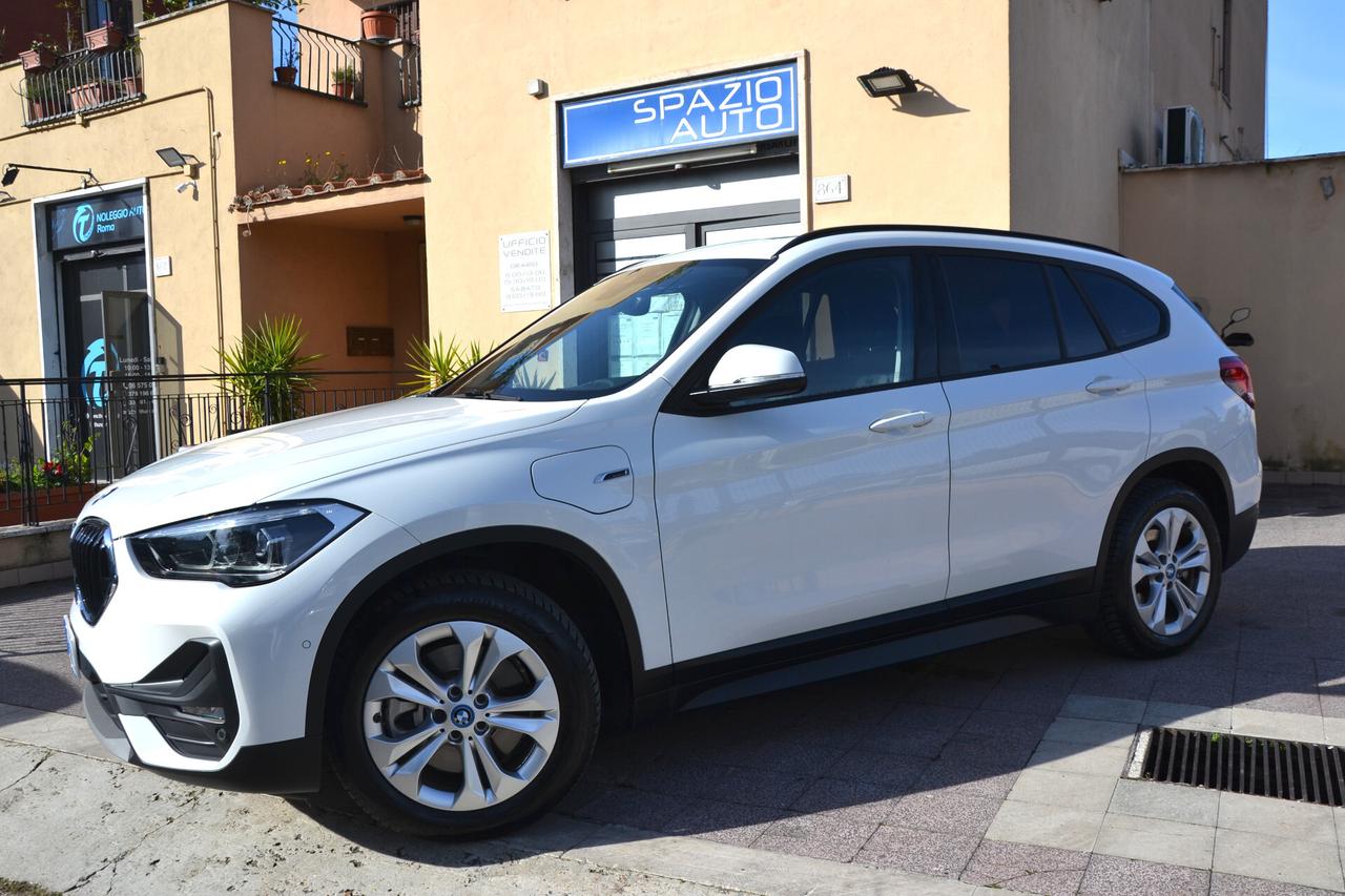 Bmw X1 25e X-DRIVE HYBRID PLUG-IN NAVI+FULL LED+RCAM+PDC+