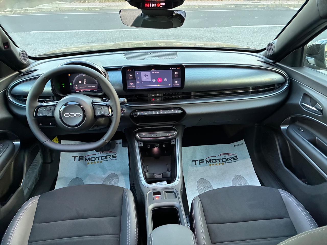 Fiat 600 Hybrid 145 CV DCT MHEV Sport KM 0 IVA ESPOSTA