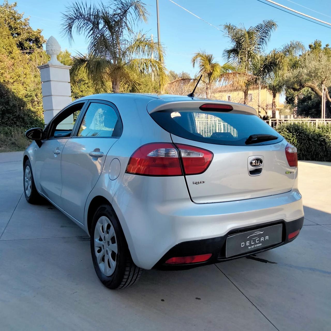 Kia Rio 1.1 CRDi WGT 5p. LX