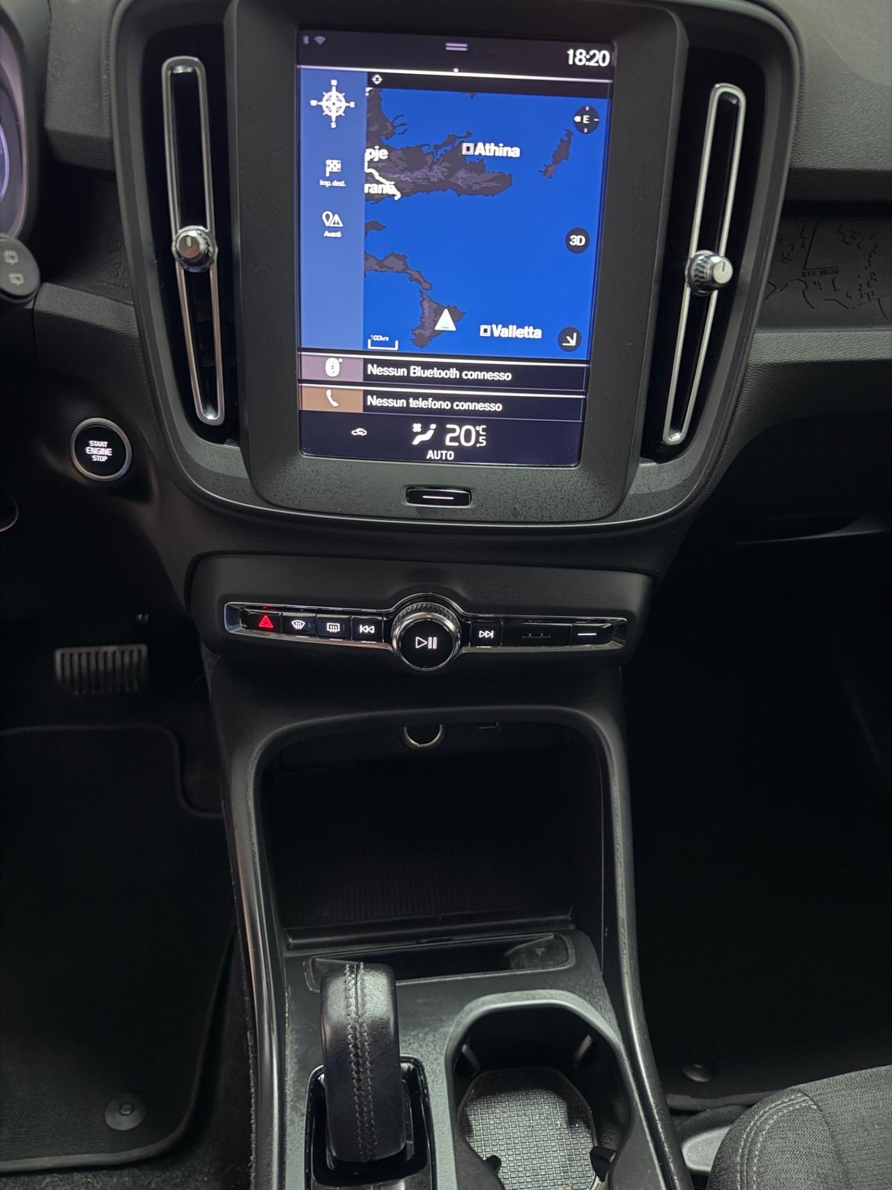 Volvo XC40 D3 AWD R-design