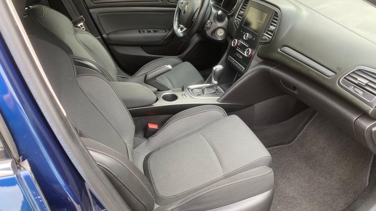 Renault Megane Mégane Sporter Blue dCi 115 CV EDC autocarro