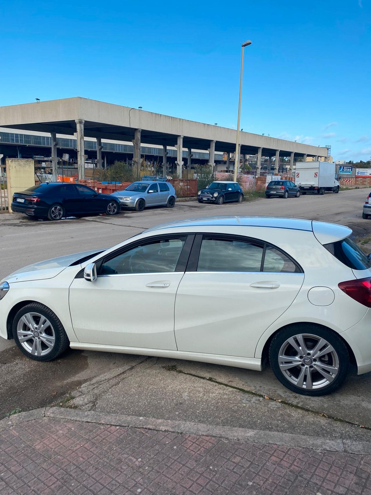 Mercedes-benz A 180 d Premium DIESEL 115 MILA KM