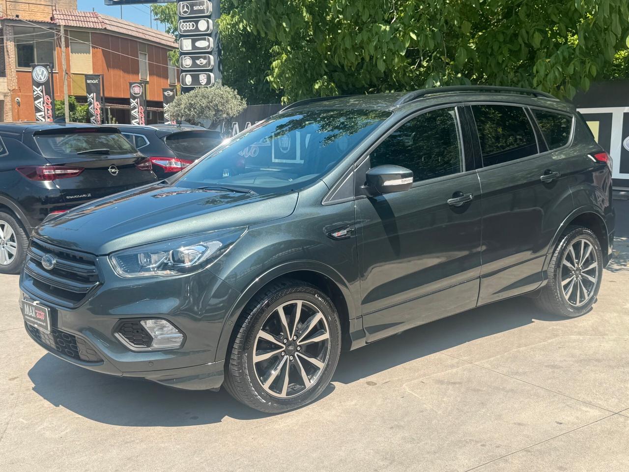 Ford Kuga 2.0 TDCI 150 CV S&S 4WD ST-Line