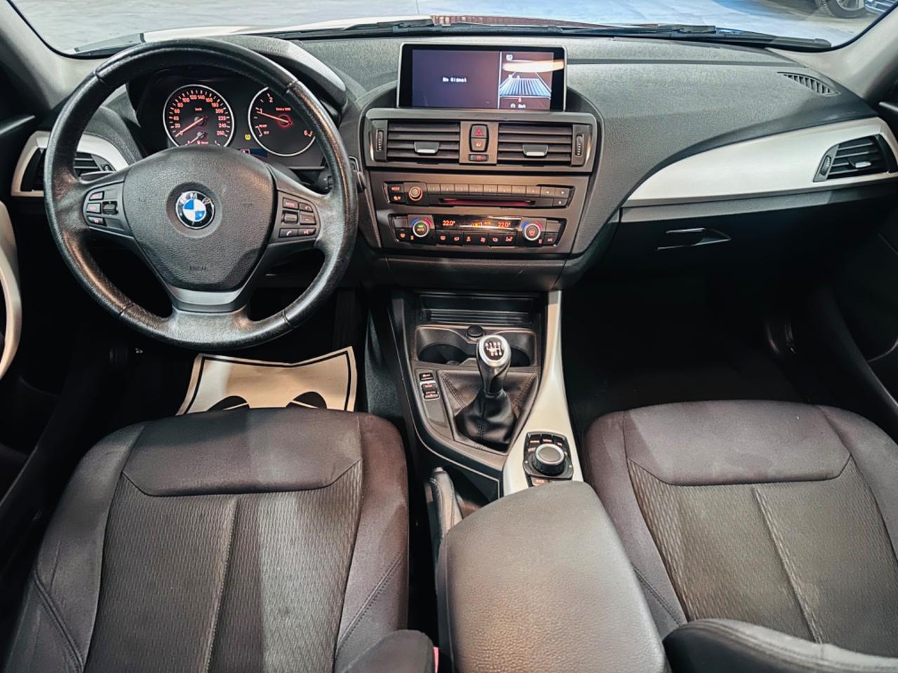 Bmw 116 116d 5p. Efficient Dynamics Urban