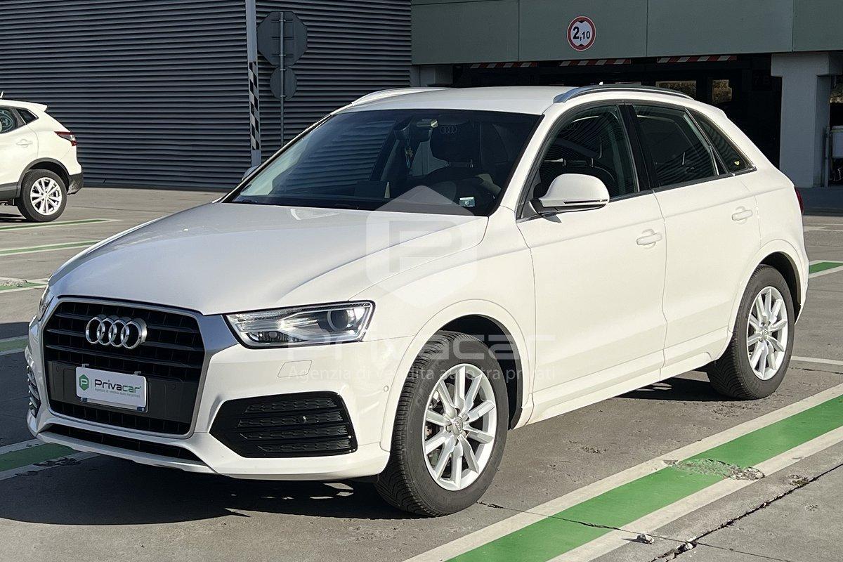 AUDI Q3 2.0 TDI 150 CV Business