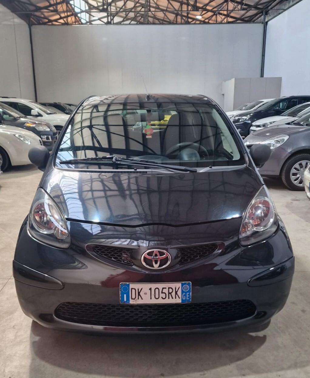 Toyota Aygo 1.0 12V VVT-i 5 porte Now