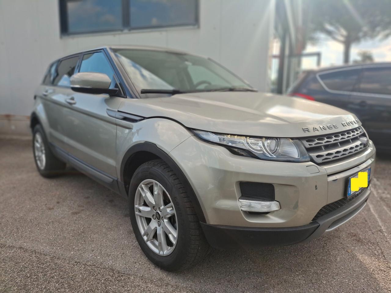 Land Rover Range Evoque 2.2 TD4 5p. Dynamic