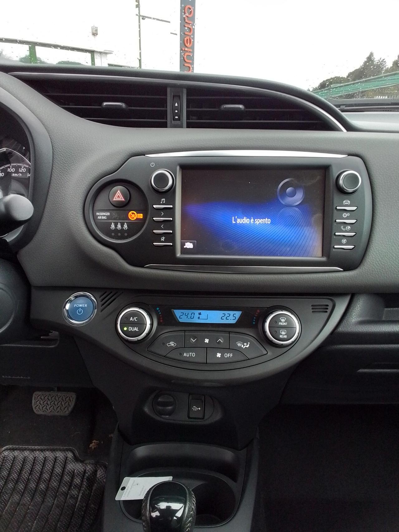 Toyota Yaris 1.5 Hybrid 5 porte Business