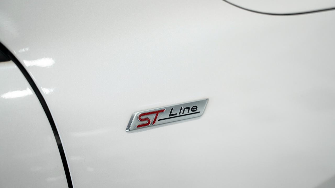 Ford Kuga 1.5 ECOBLUE ST-LINE X 120CV AUTO NAVI ED PELLE FULL OPTIONAL