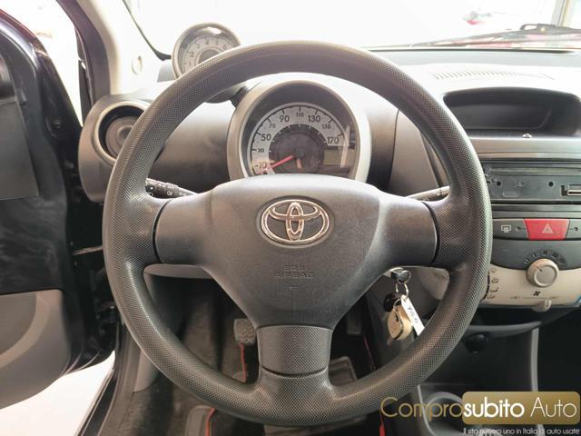 TOYOTA Aygo 1.0 12V VVT-i 5 porte