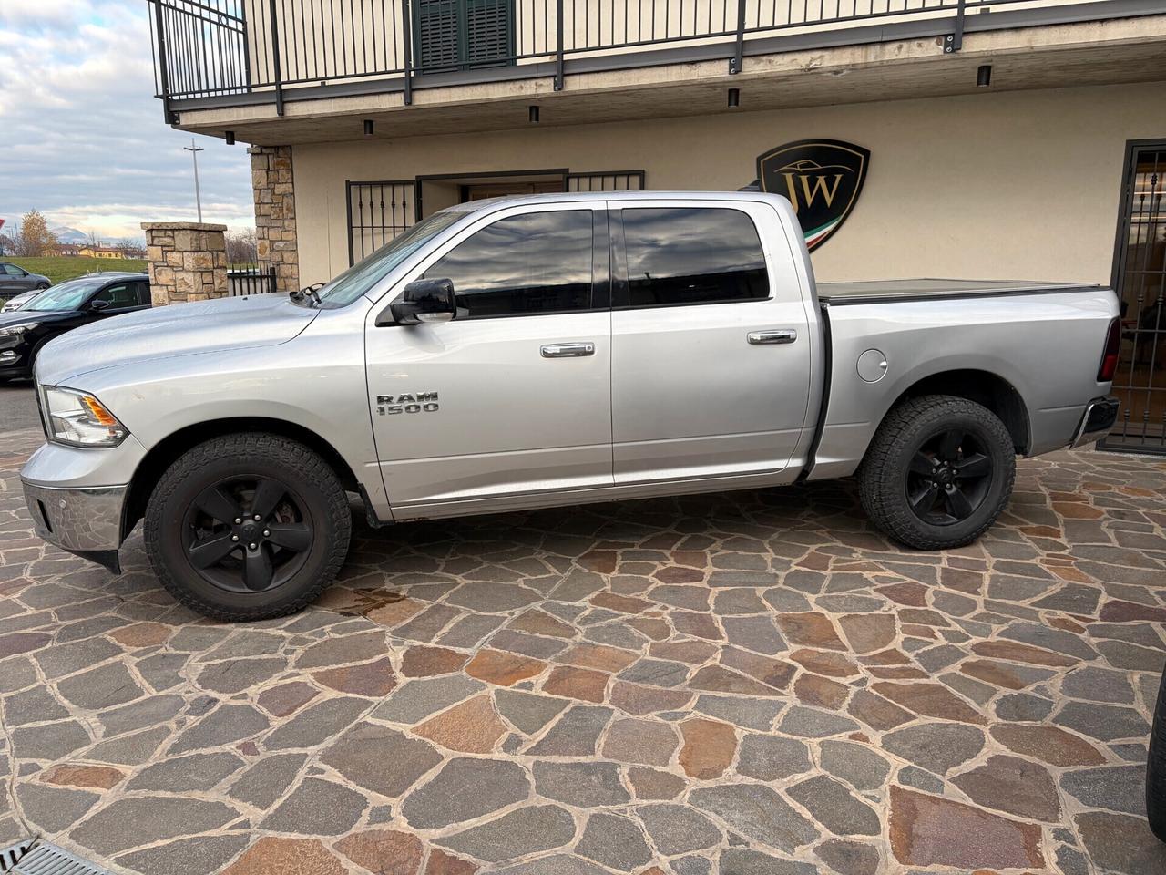Dodge RAM 1500 5.7 V8 BIGHORN + GPL