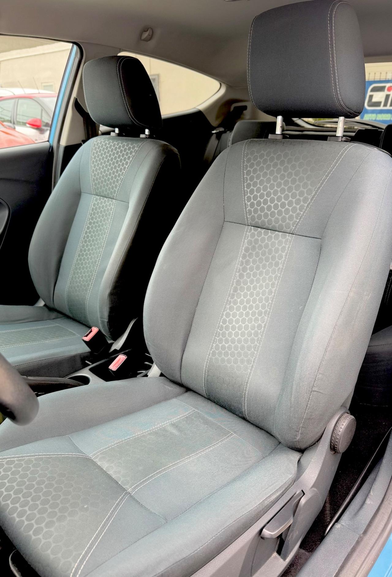 Ford Fiesta 1.4 TDCi 70CV 3 porte Titanium