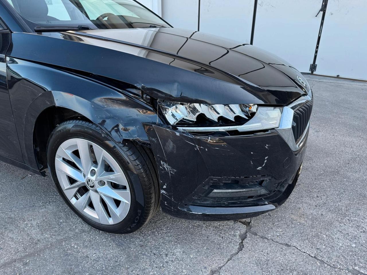 Skoda Octavia Wagon 2.0 tdi Style 150cv dsg START INCIDENTATA