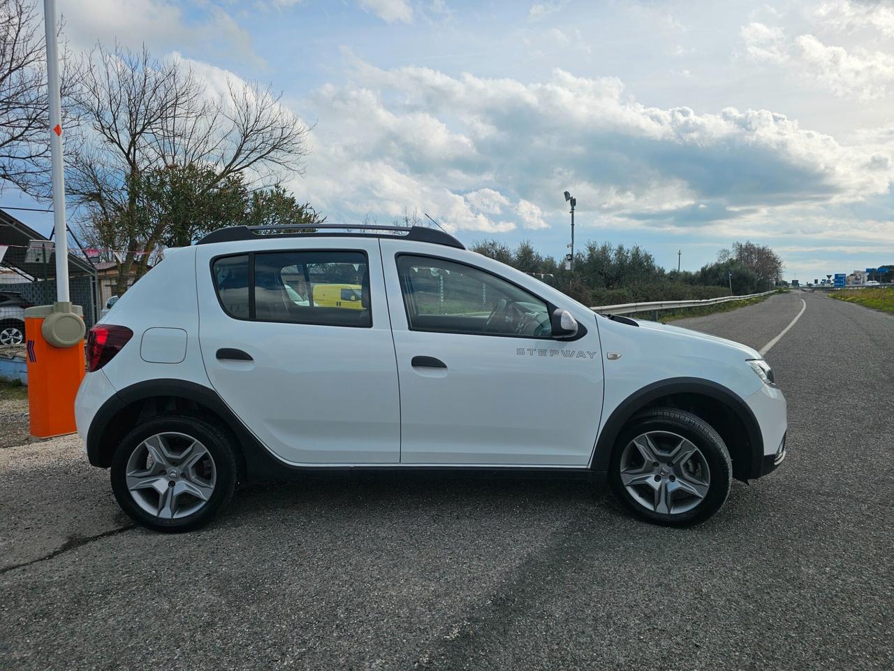 Dacia Sandero Stepway 1.5 Blue dCi 95 CV Comfort