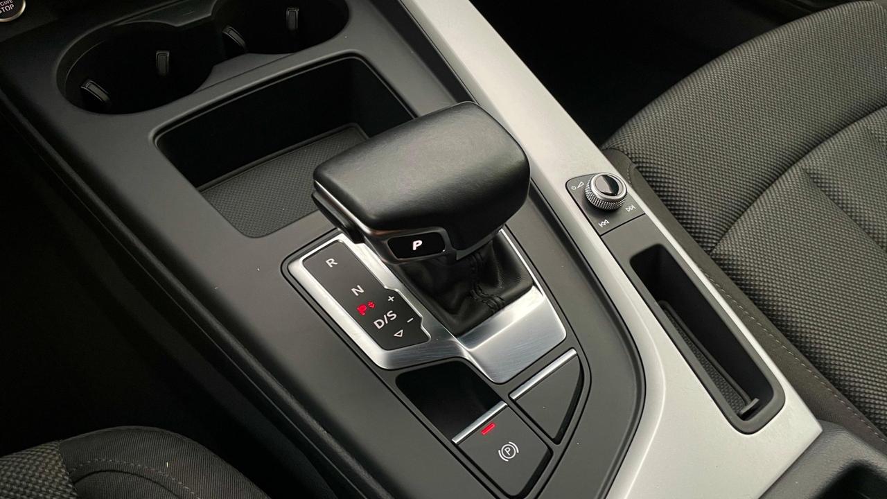 Audi A4 Avant 40 TDI S tronic Advanced LED V. Cockpit 204cv