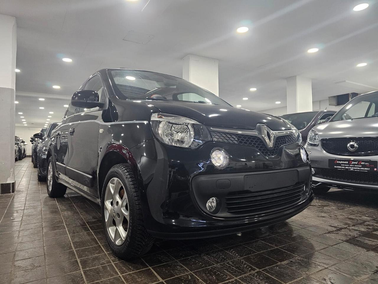 NUOVA RENAULT TWINGO ENERGY INTENS SCe 1.0 BENZ 65CV. GARANZIA UFFICIALE RENAULT. AUTO COME NUOVA.