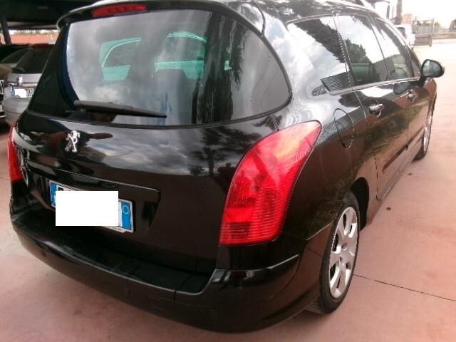 Peugeot 308 1.6 8V e-HDi 112CV Stop&Start robotiz. SW Allure