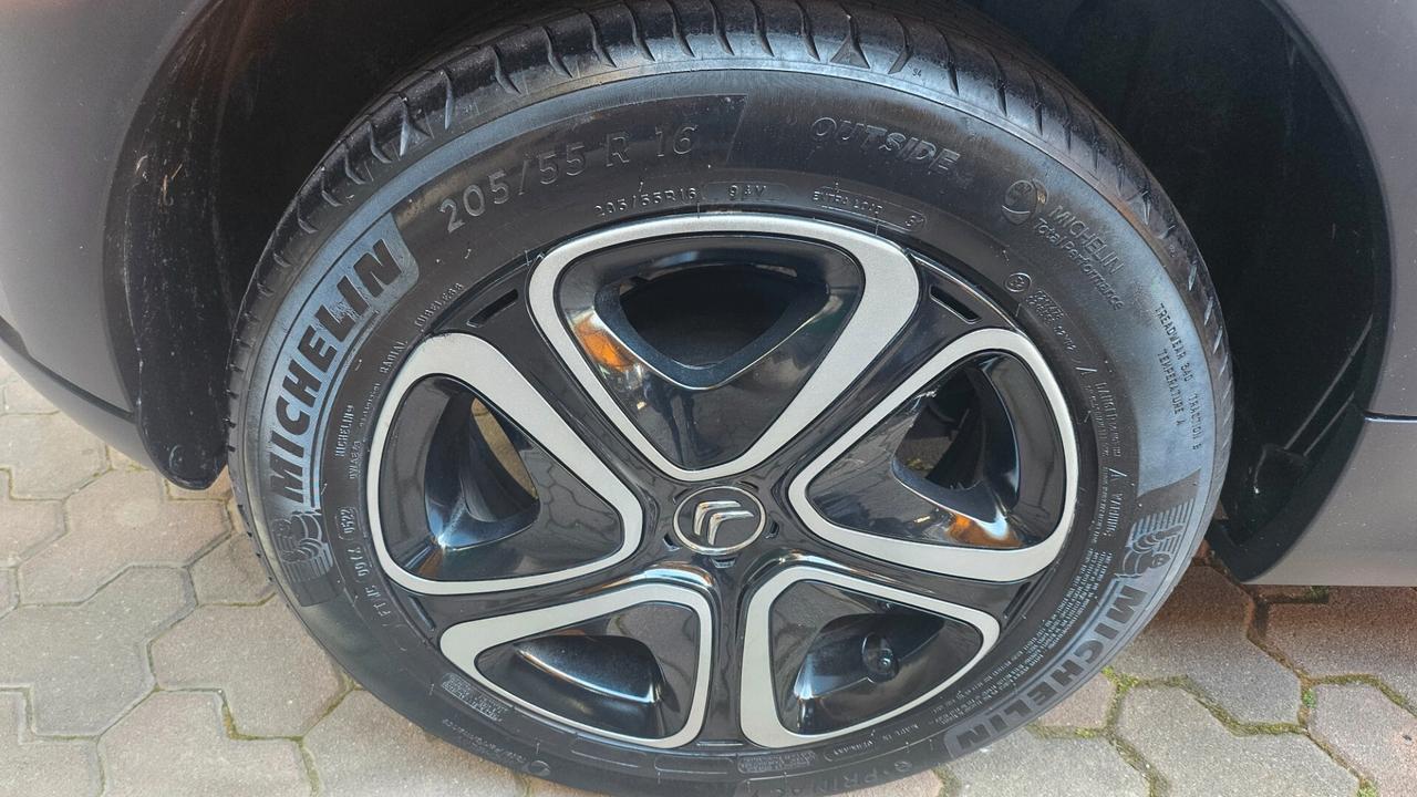 Citroen C3 PureTech 83 S&S Shine