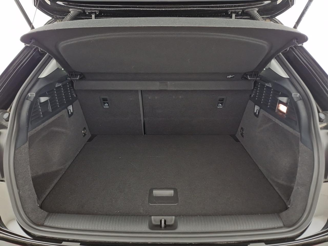 Audi Q2 30 2.0 tdi business s-tronic