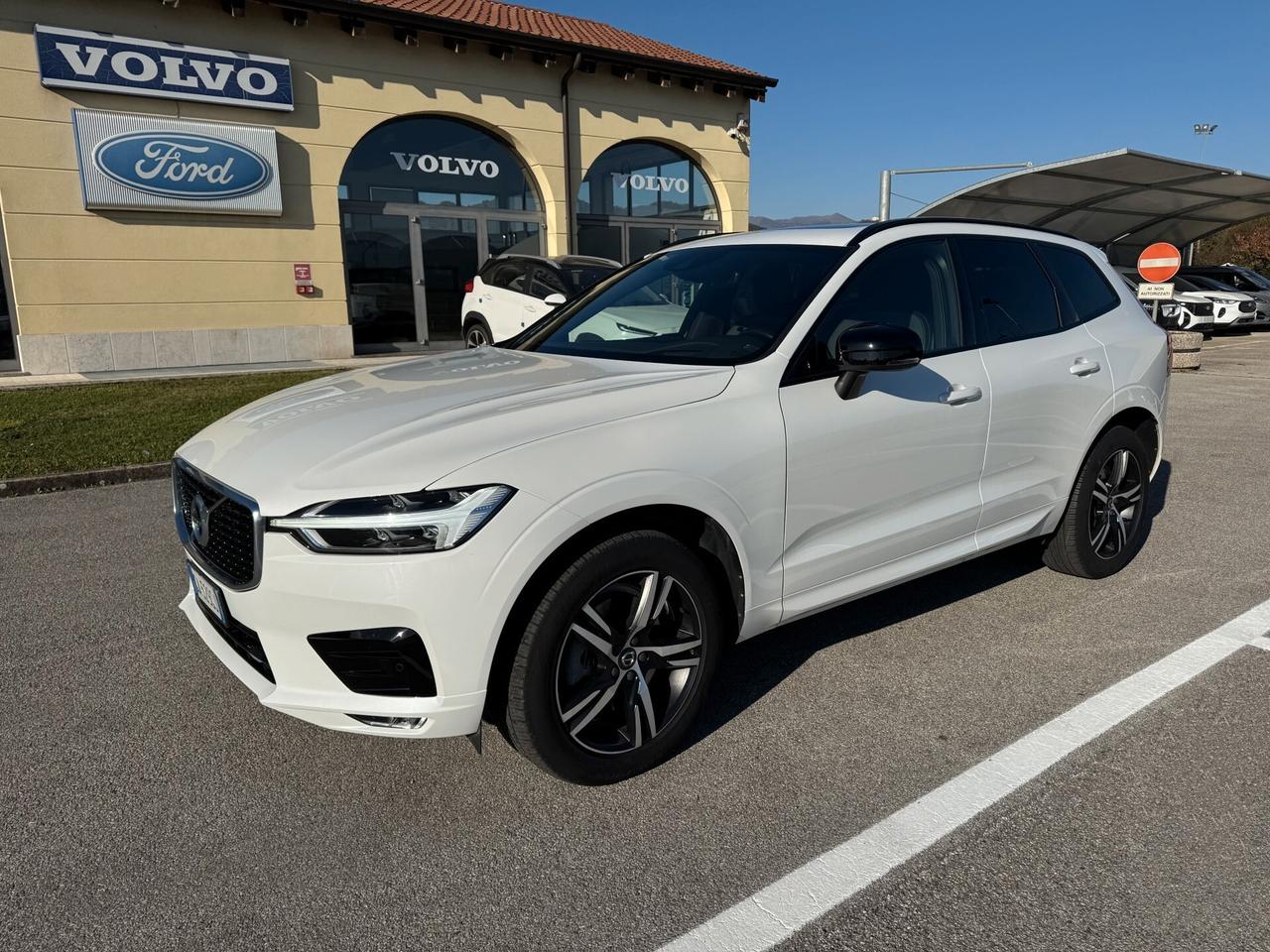 Volvo XC60 B4 (Diesel/Hybrid) AWD R-design