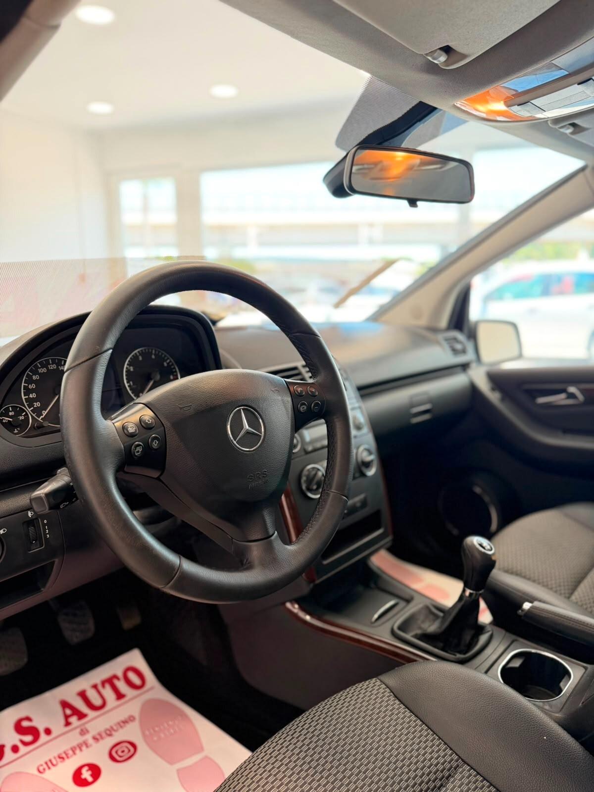 Mercedes-benz A 150 BlueEFFICIENCY Elegance