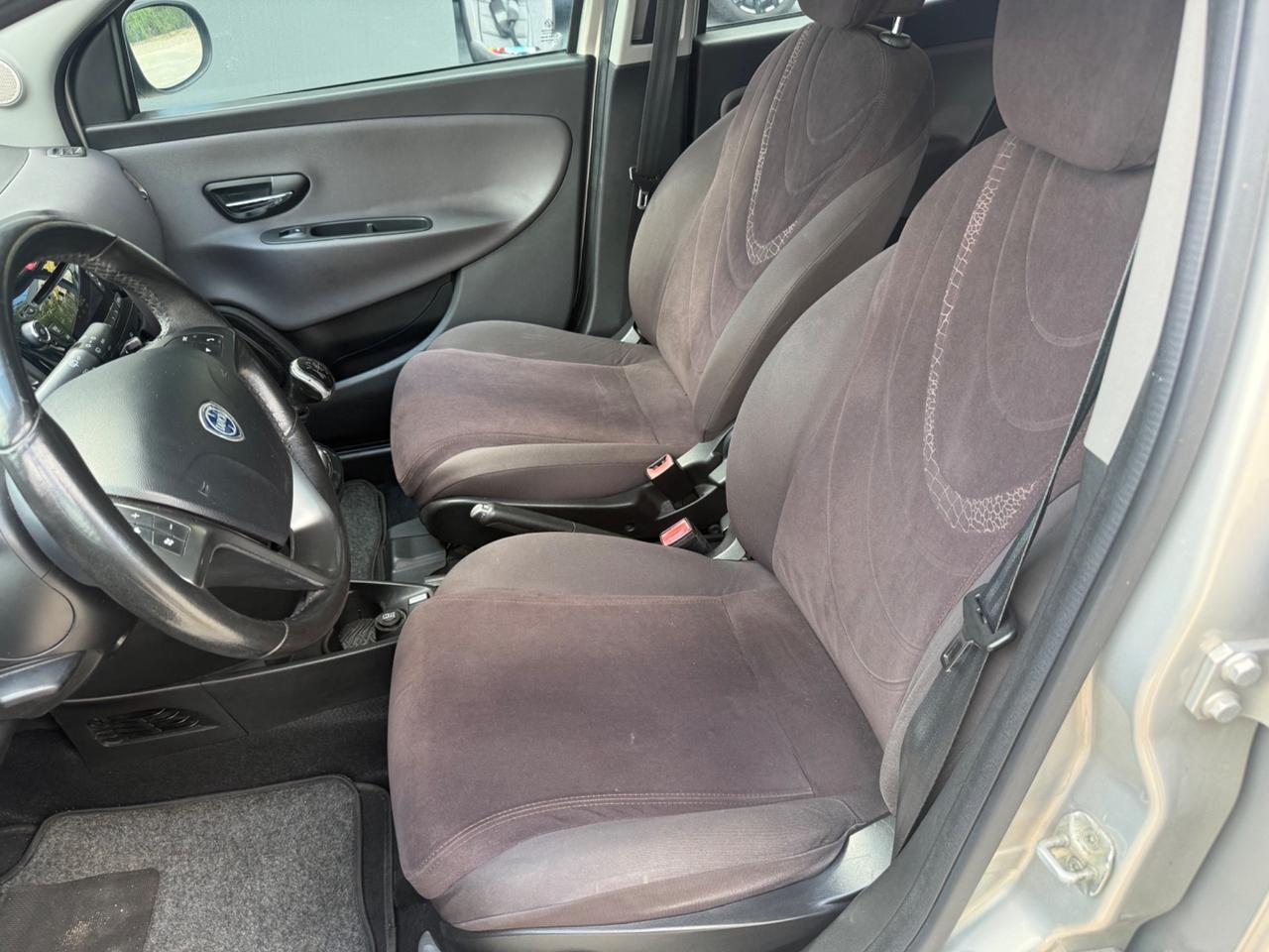 Lancia Ypsilon 1.3 MJT 16V 95 CV 5 porte S&S Gold