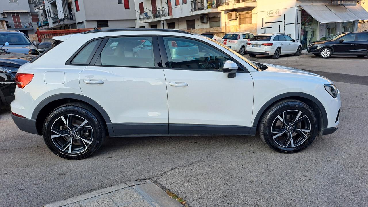 Audi Q3 2.0 Sport S line edition * Full * Garantita 12 Mesi