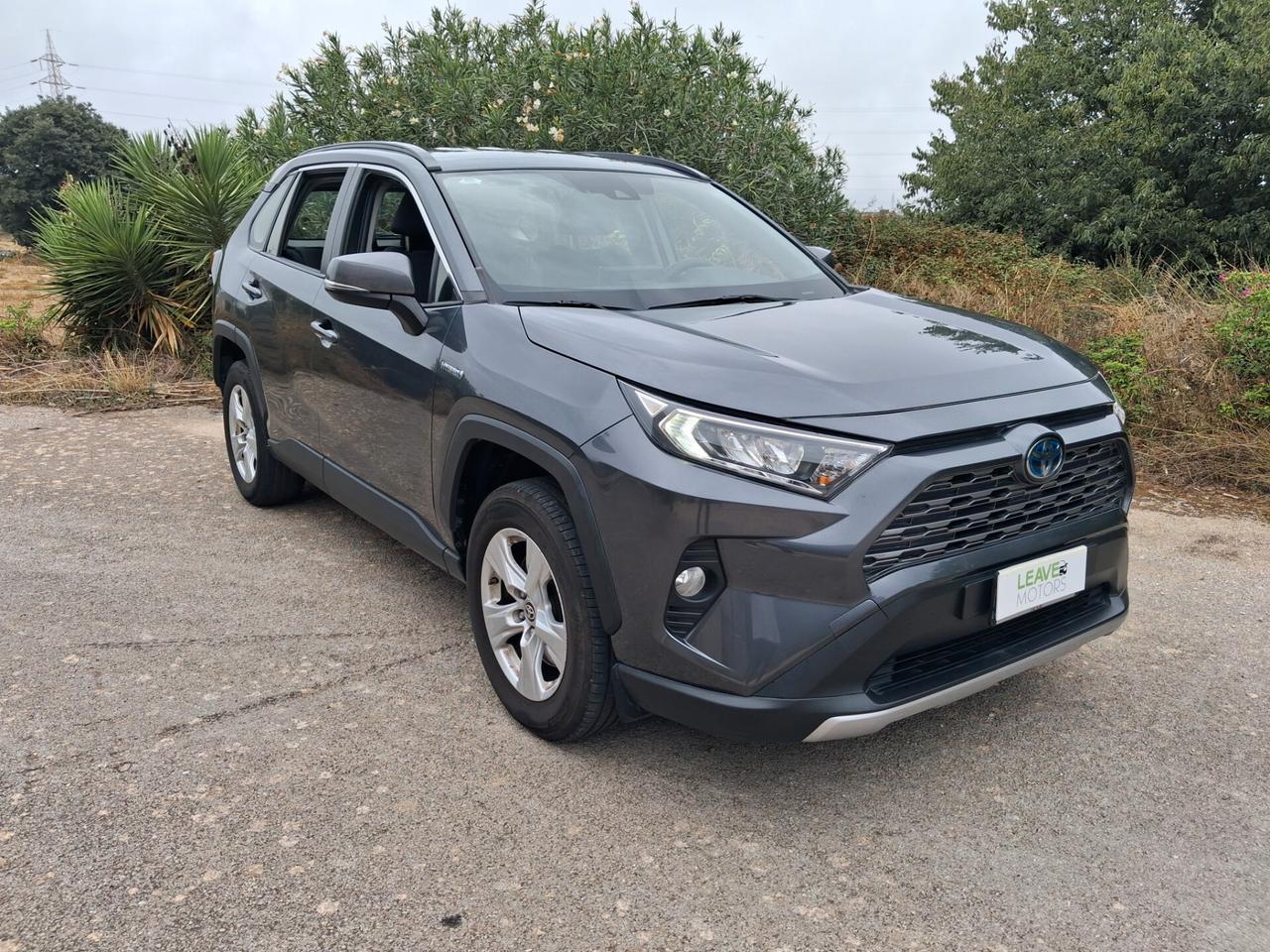 Toyota RAV 4 RAV4 E-CVT 2WD Active