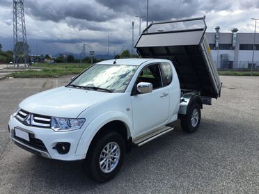 Mitsubishi L200 2.5 DI-D Club Cab cassone ribaltabile