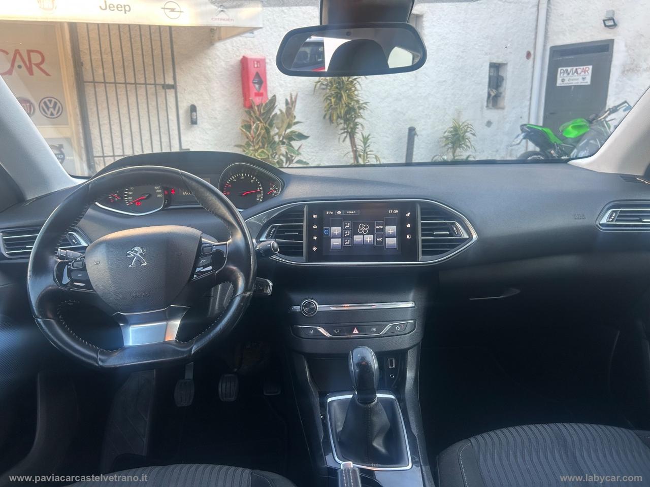 PEUGEOT 308 1.6 HDi 110 CV 5p. Féline