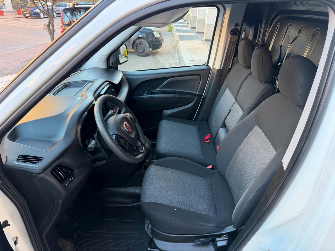 Fiat Doblo 3 POSTI 1.6 MJT 90CV S&S PC-TN Cargo