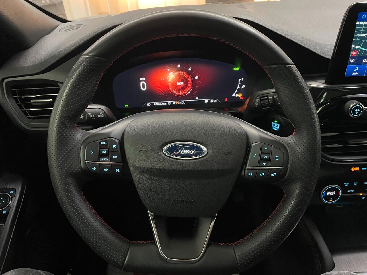 Ford Kuga ST-Line / 2.5 Full Hybrid 190 CV / 2022 / Full Optional
