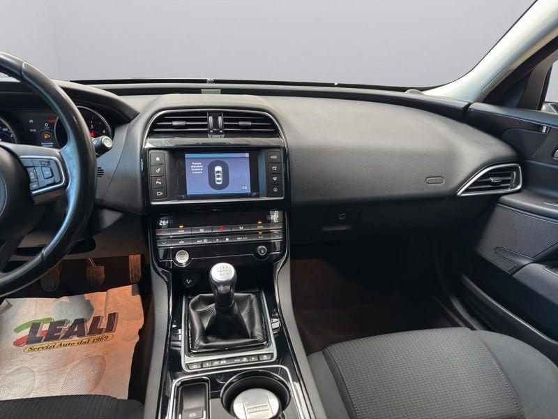 Jaguar XE JAGUAR XE 2.0 D 180cv 6m - PURE BUSINESS EDITION -