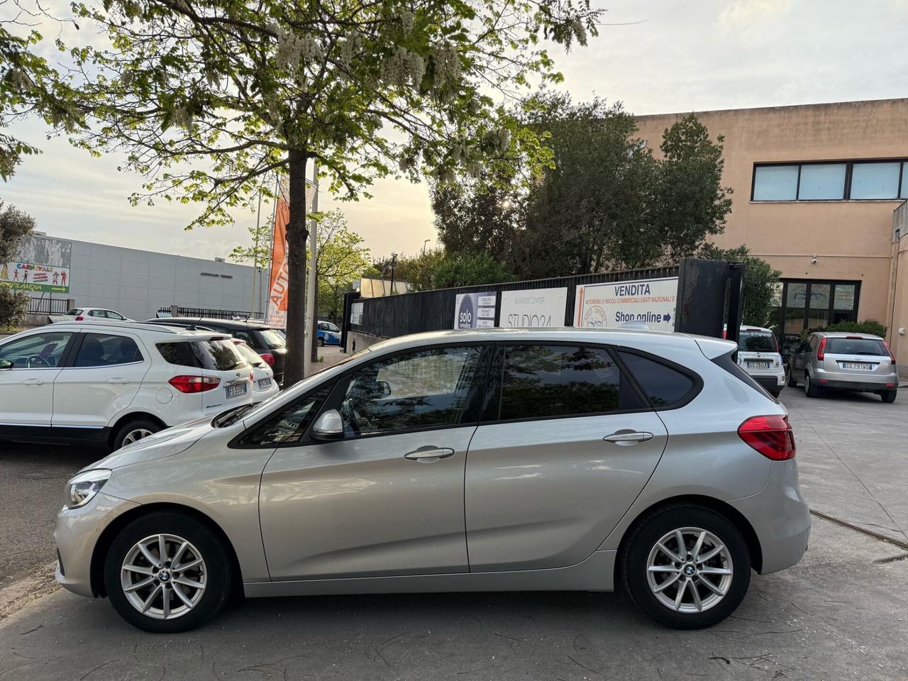 Bmw 2er Active Tourer 218d KM.99.000!