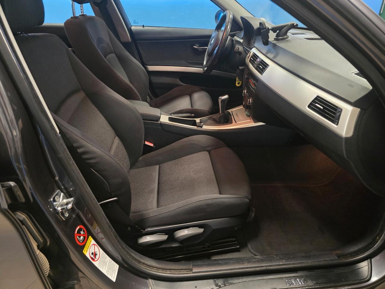 Bmw 320 320d cat Touring Attiva