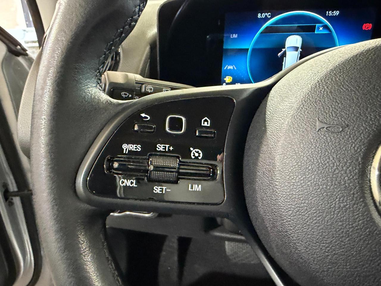 Mercedes GLB 180 d 180 CV Business automatic