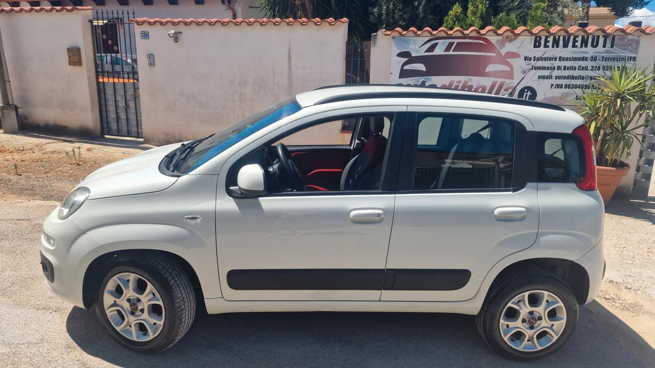 Fiat Panda 0.9 TwinAir Turbo Natural Power Lounge